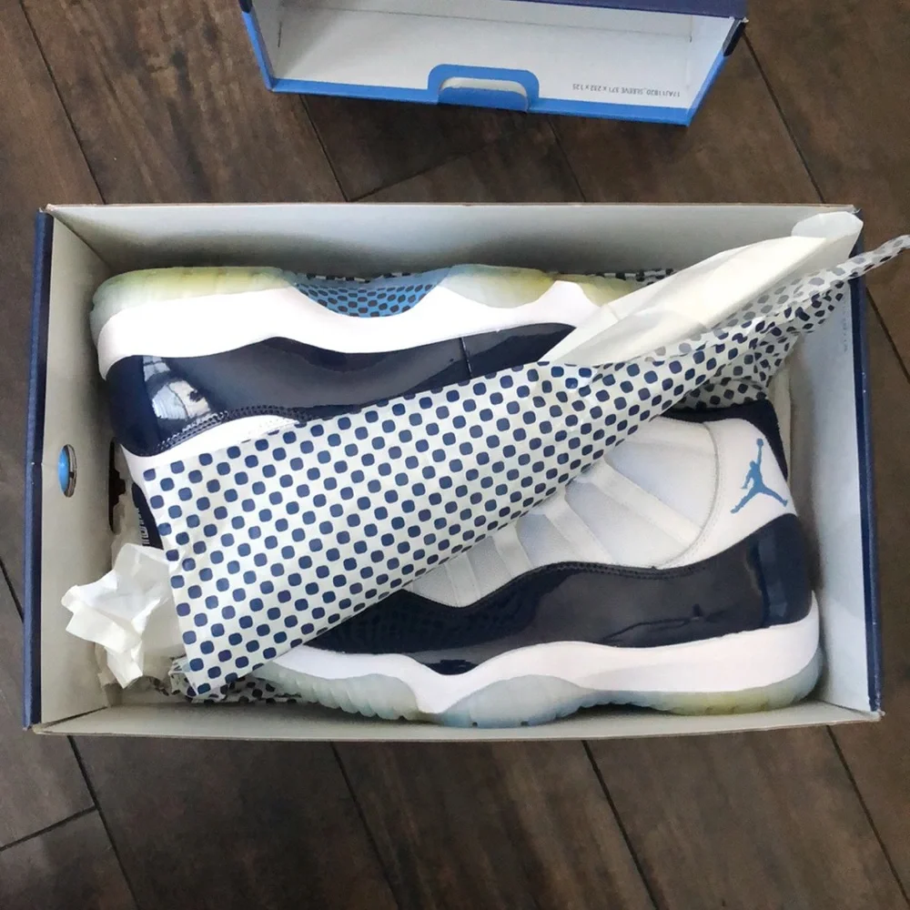 Nike Air Jordan 11 Retro Mens 9.5 - Picture 10 of 13